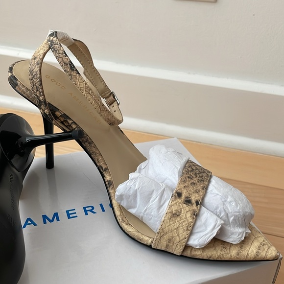 NWT Good American Strap Heels - Picture 5 of 13